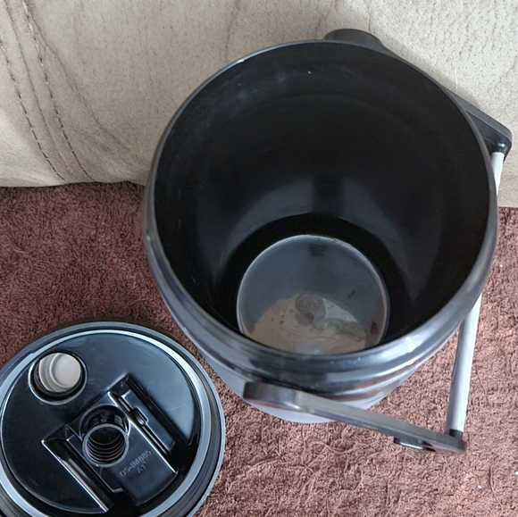 Igloo thermos, black & gray - Picture 2 of 3